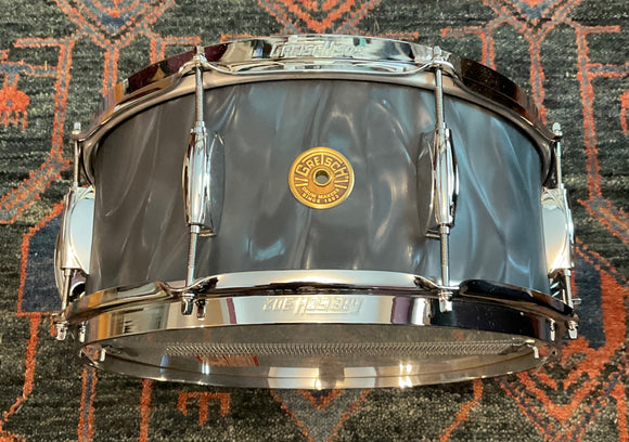 Gretsch USA BroadKaster 6.5x14 Snare Drum - Black Satin Flame