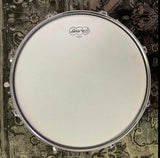 Ludwig Legacy Mahogany 8-Lug 4 x 14” Snare Drum Silver Sparkle