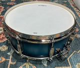 Slingerland Radio King Solid Maple Snare Drum, 5.5 X 14, Blue and Silver Lacquer