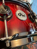 DW Collector’s Exotic 6.5 x 14 Snare Drum - Mapa Burl Red to Candy Black Burst