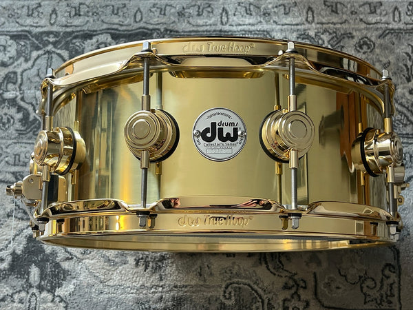 DW Collectors Series 5.5x14” Brass Snare Polished w/ Gold Hardware